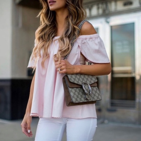 Sincerely Jules, Carmen Flutter Sleeve, Off The Shoulder  Pink Top, Size Large - Picture 7 of 14